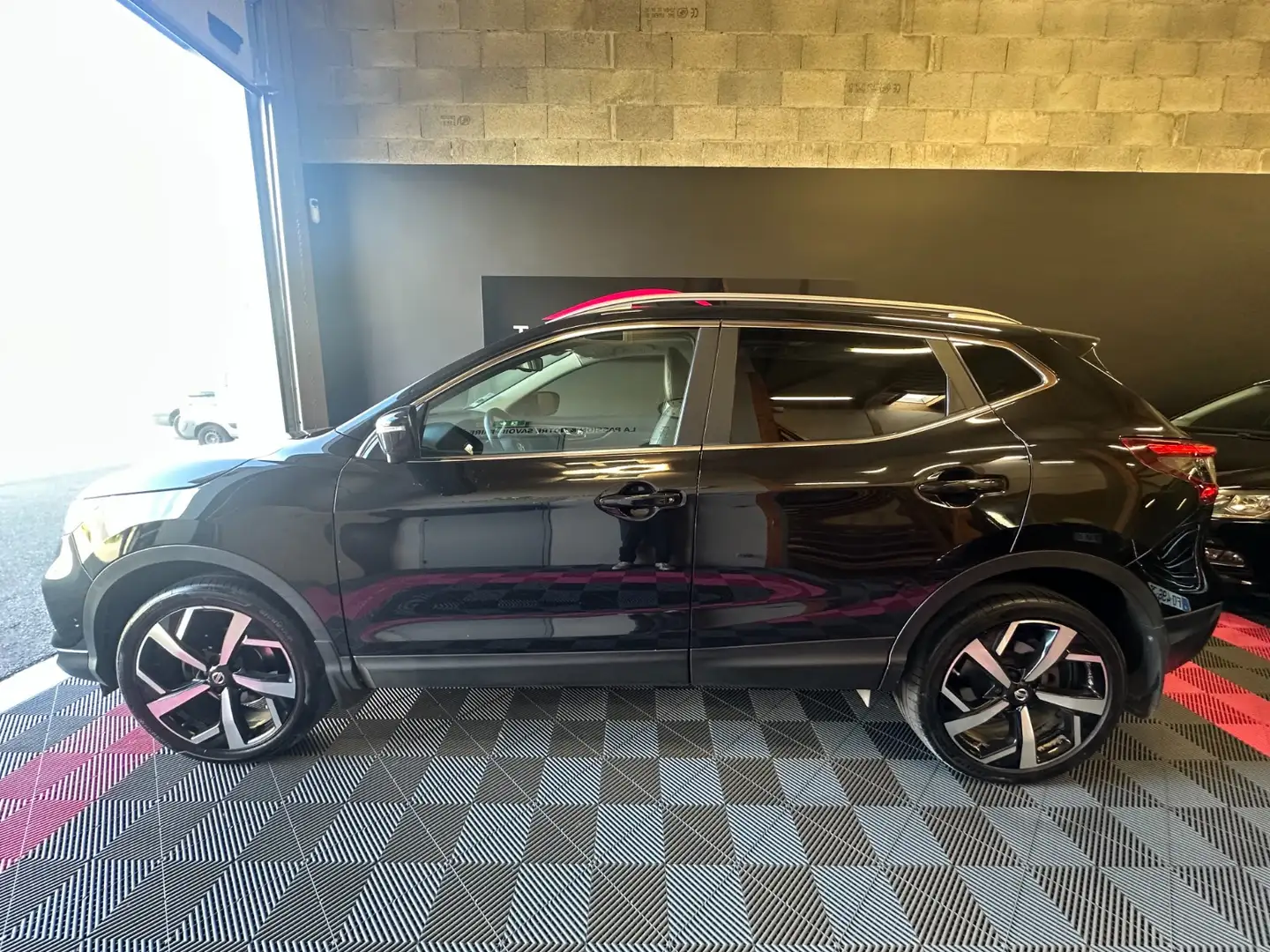 Nissan Qashqai Tekna Noir - 2