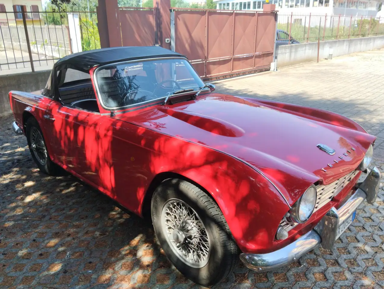 Triumph TR4 VALUTO SCAMBIO - restaurata, foto 7