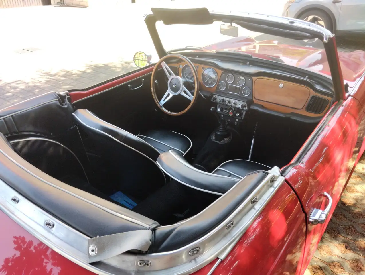 Triumph TR4 VALUTO SCAMBIO - restaurata, foto 12