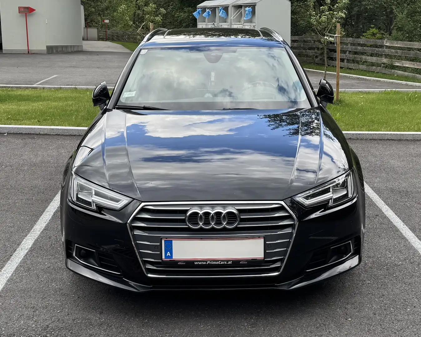 Audi A4 Avant 2,0 TDI Sport S-tronic Schwarz - 2