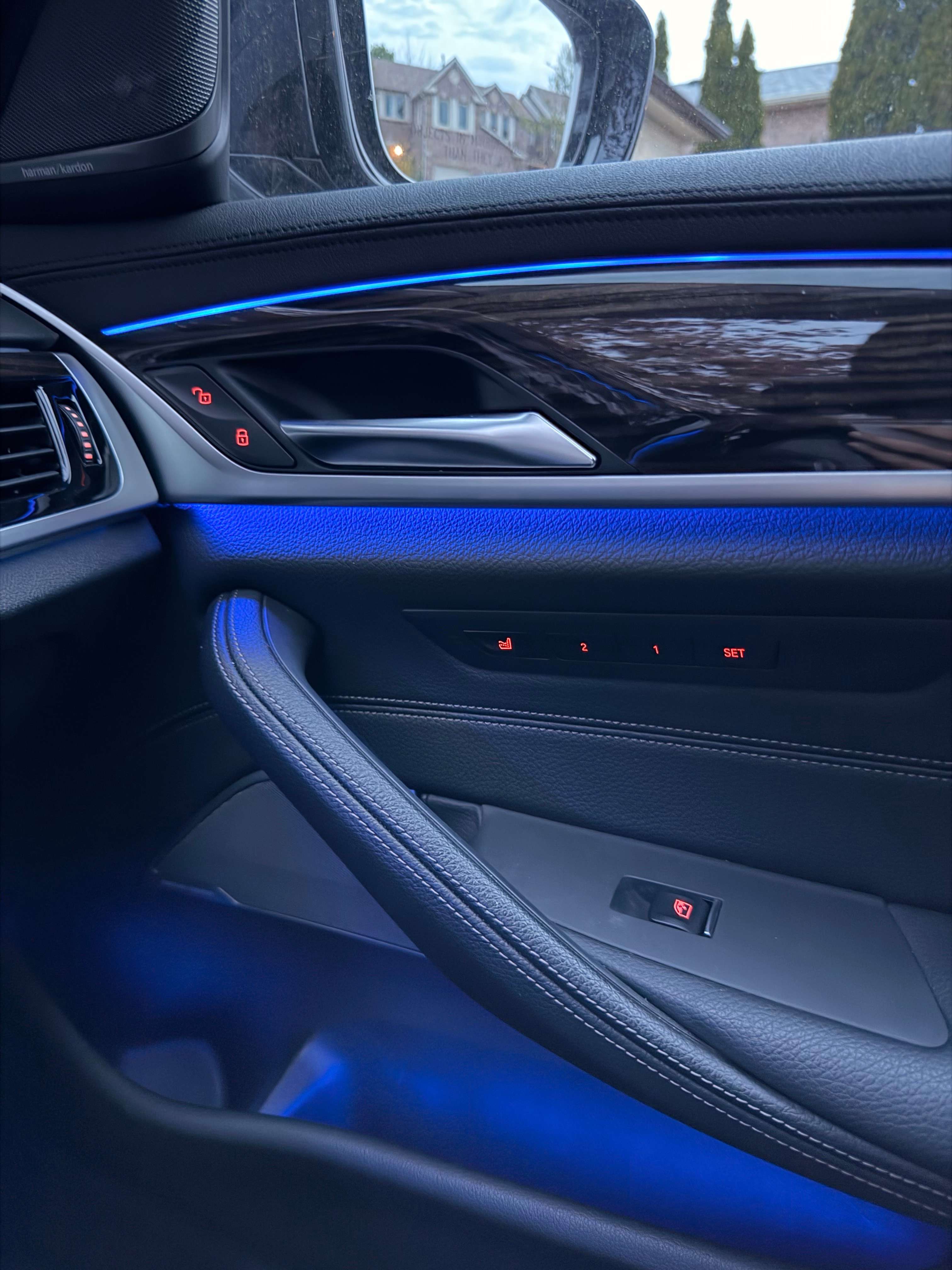 2019 BMW 5 Series xDrive iPerformance thumb 9