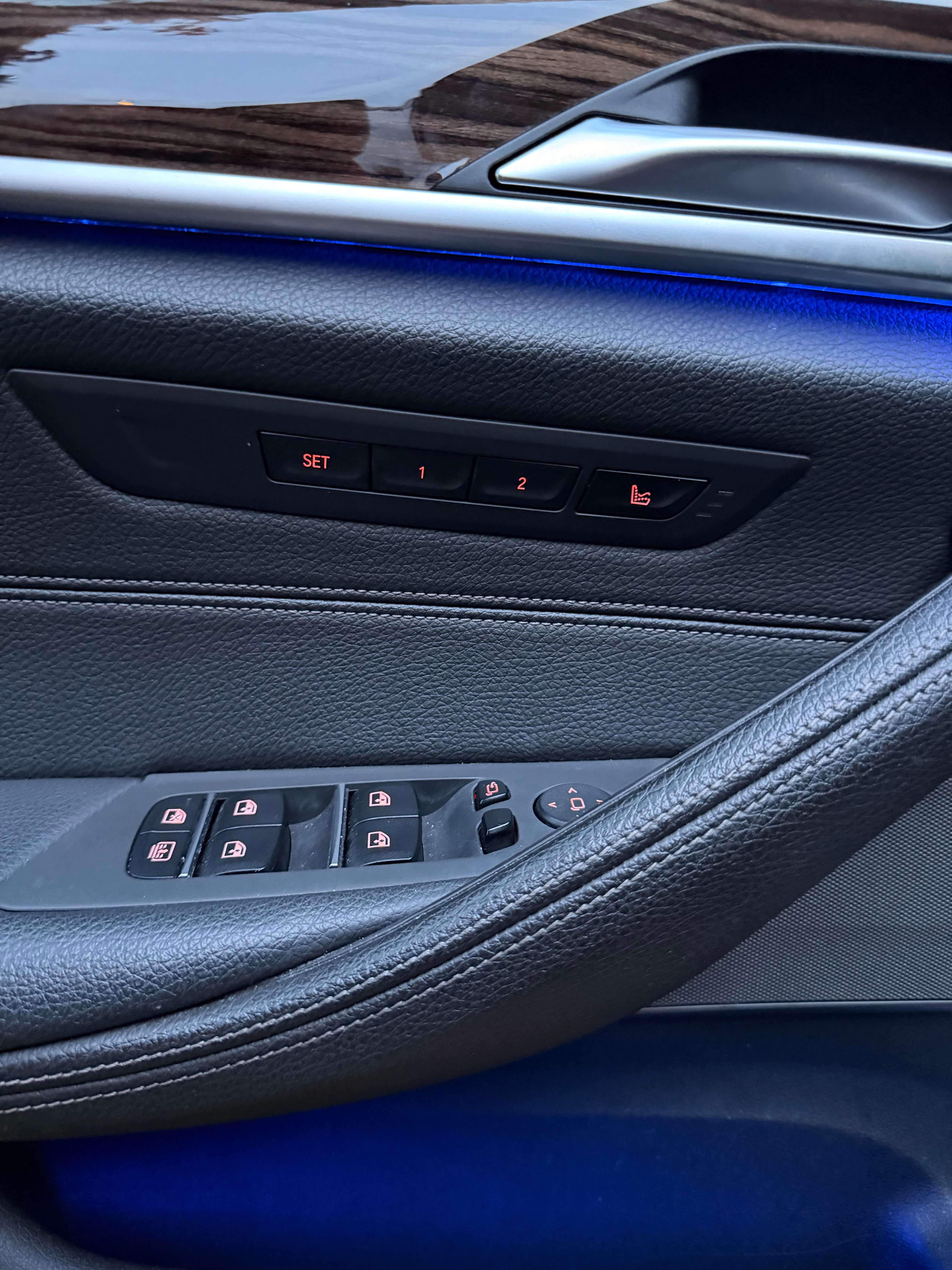 2019 BMW 5 Series xDrive iPerformance thumb 6