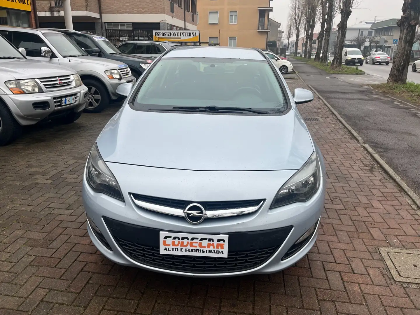 Opel Astra 1.6 CDTI 136CV EcoFLEX S&S Sports Tourer Business Gris - 1