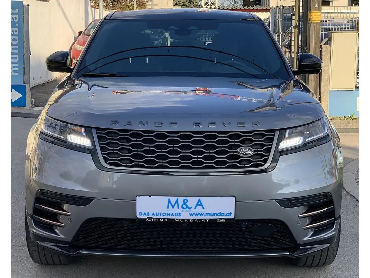 Land Rover Range Rover Velar D200 Mild-Hybrid R-Dynamic*ERSTBESITZ*GARANTIE Gris - 2
