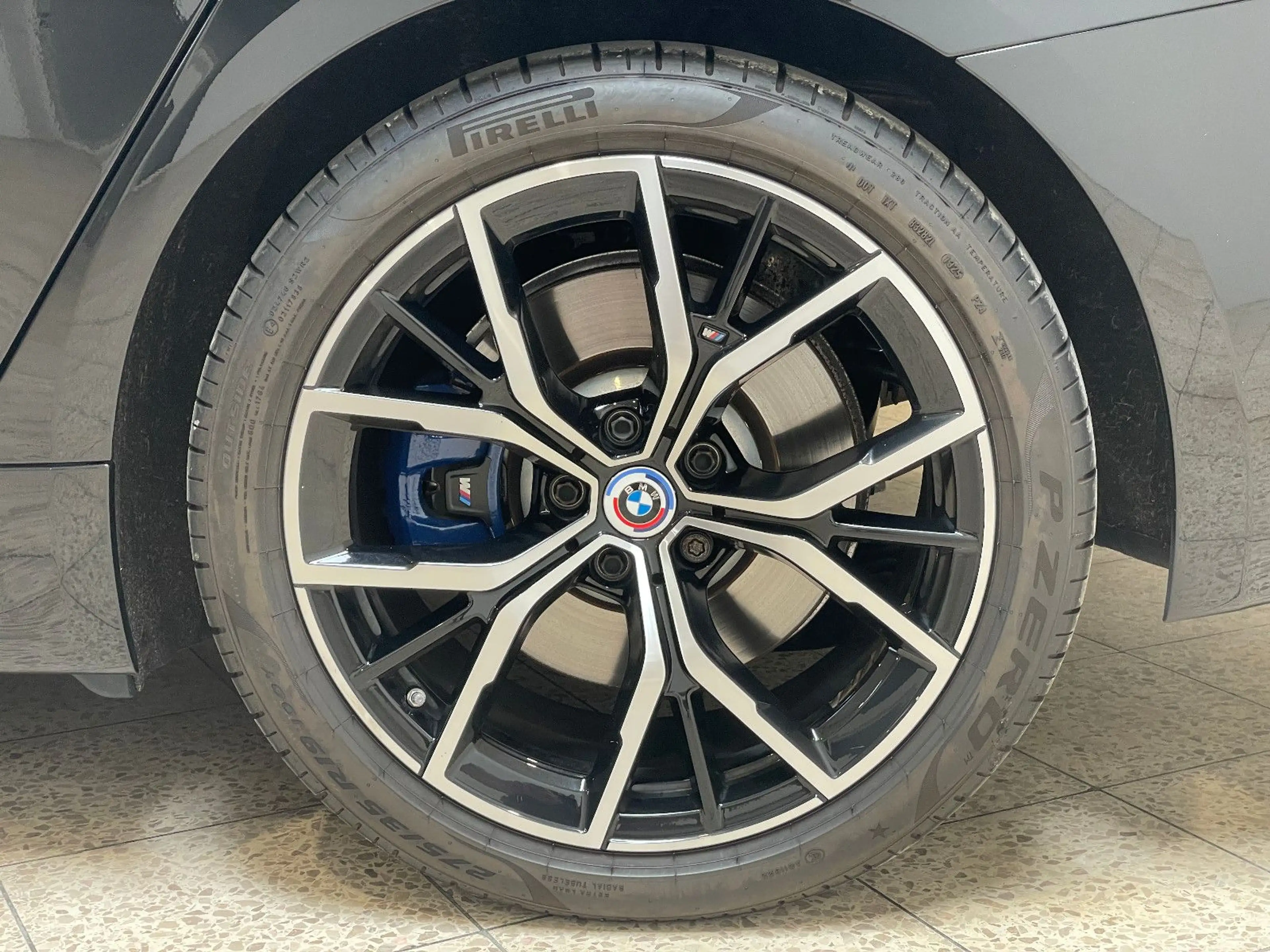 BMW 530 d Touring M Sport Laser*Head-Up*Panorama*AHK* — photo 22