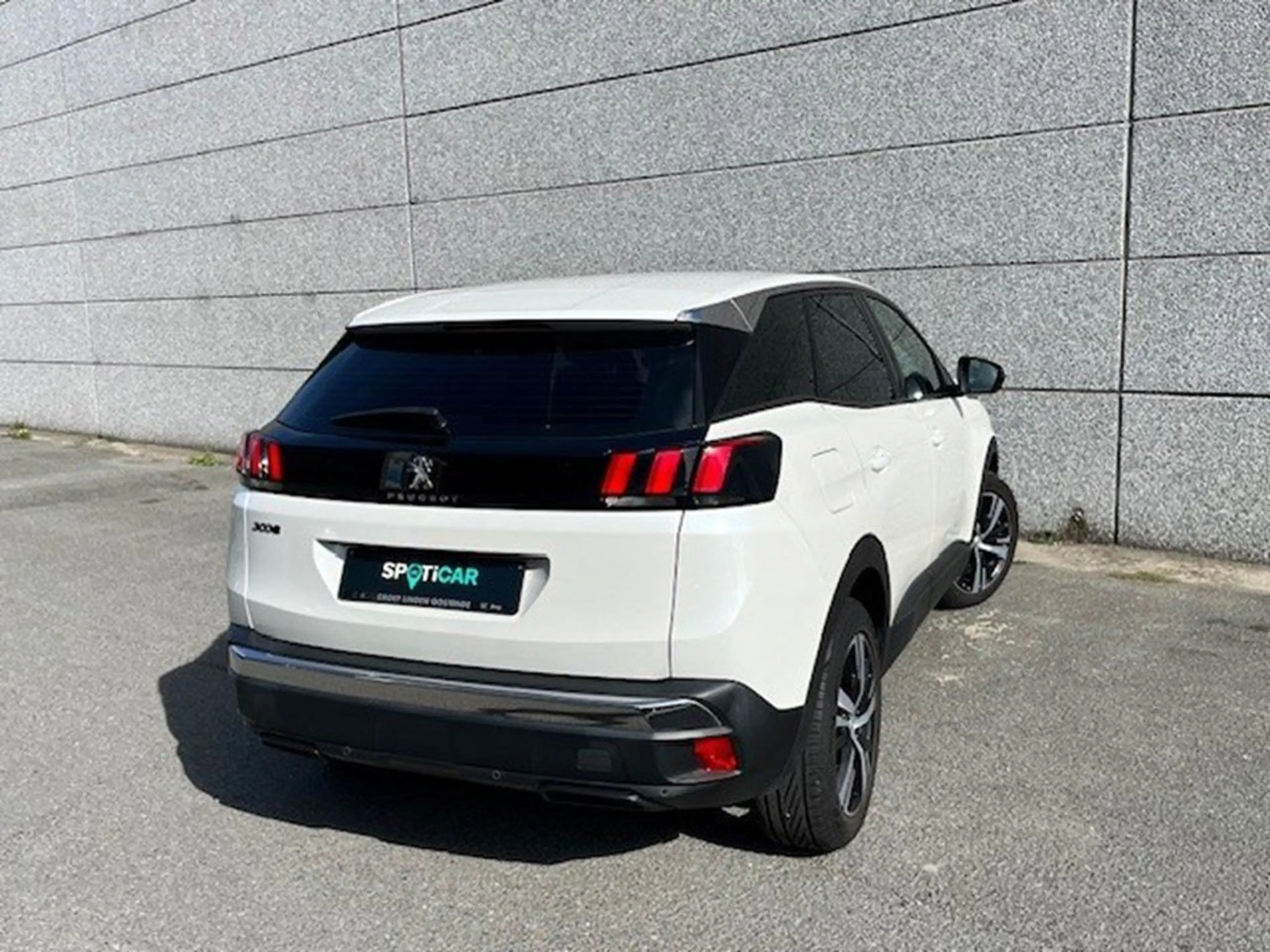 Peugeot 3008 *GPS*CAMERA* 1.2 BENZ 130 PK ALLURE — photo 3