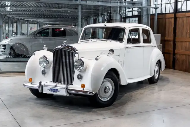 Bentley R Type