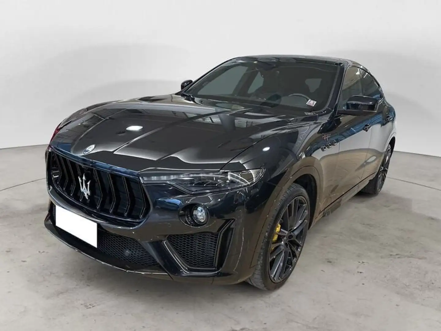 Maserati Levante V8 580 CV AWD Trofeo Fekete - 1