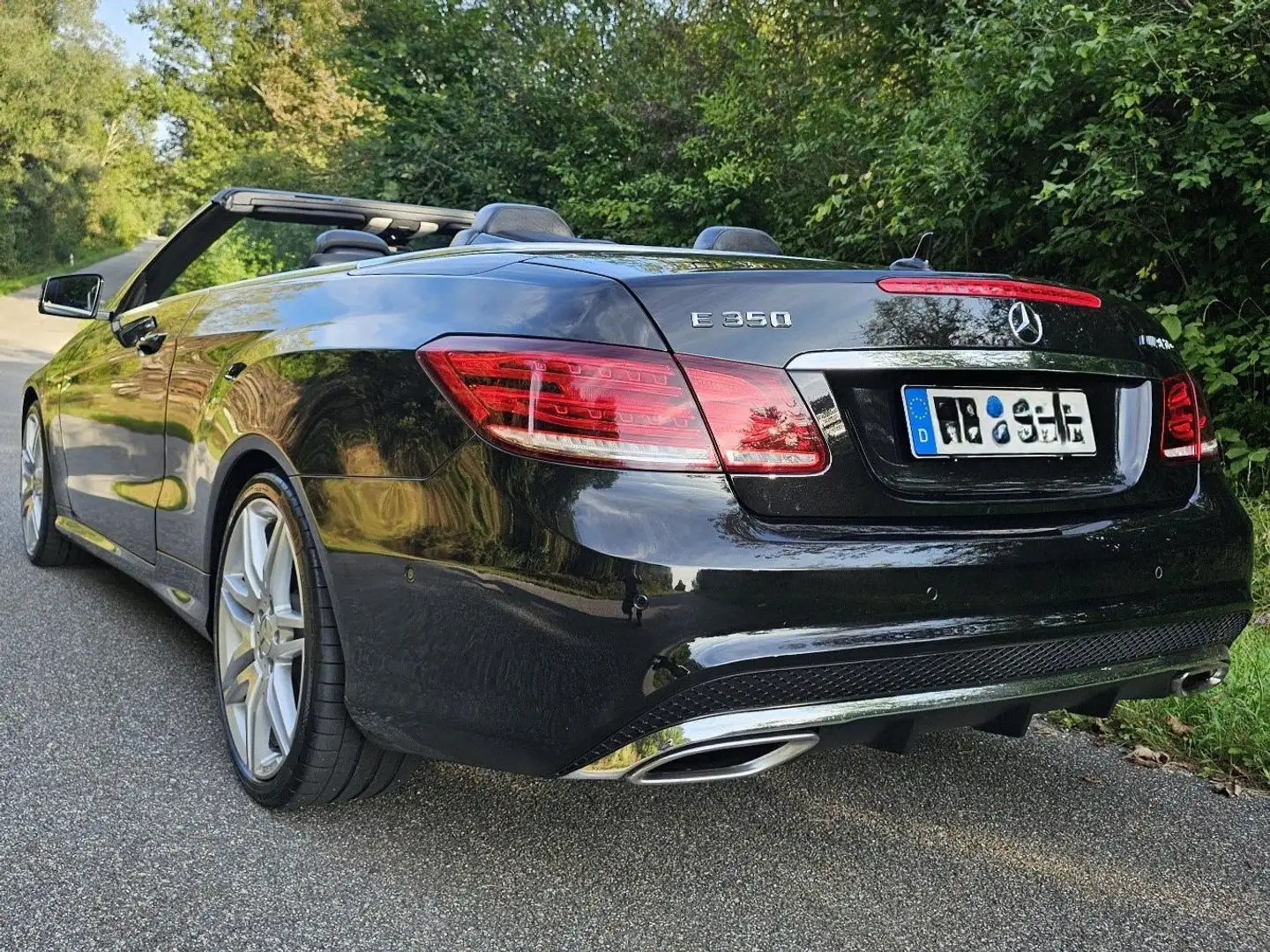 Mercedes-Benz E 320 E 320 Cabrio 7G-TRONIC Schwarz - 1