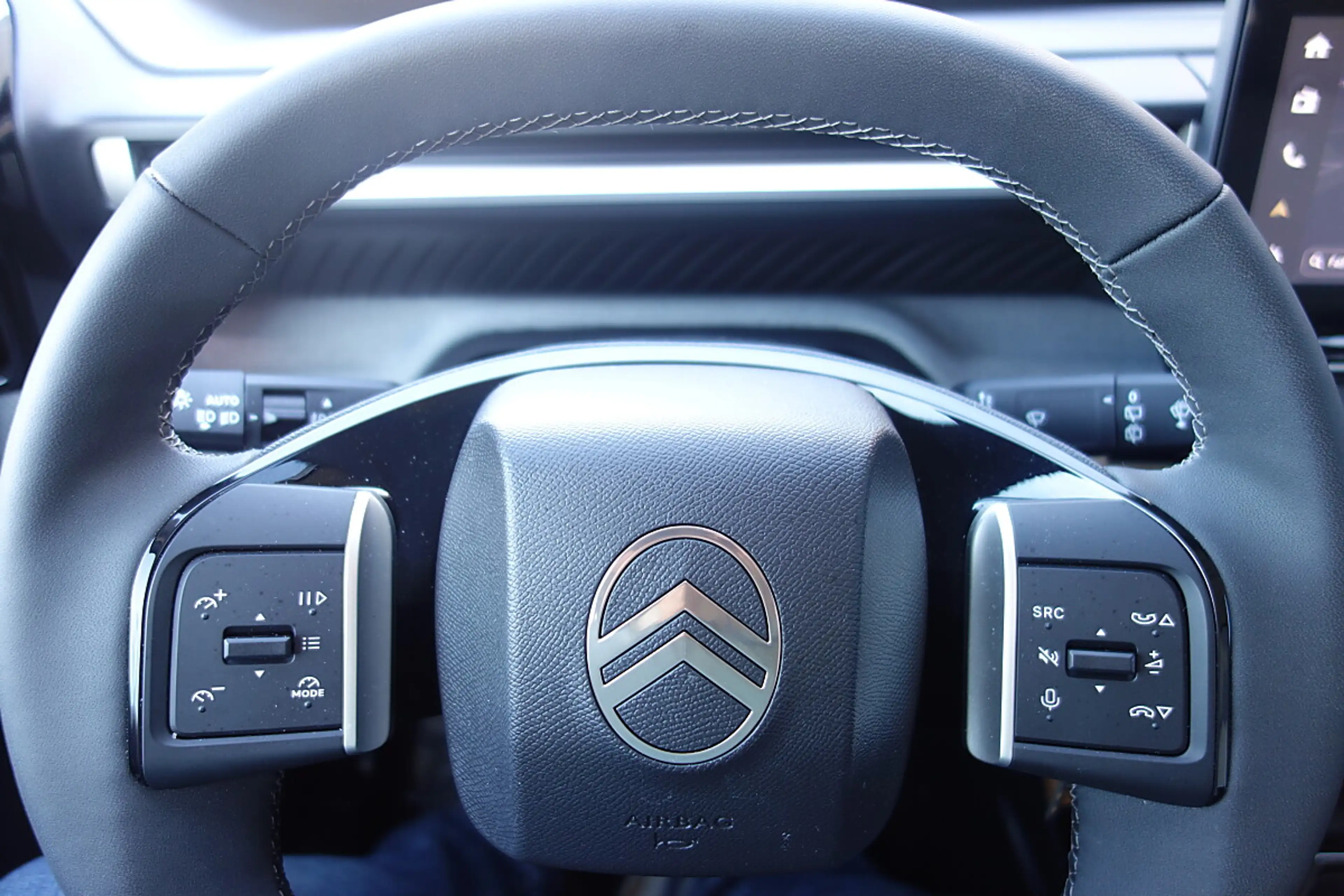 Citroen C3 Aircross e-C3 Aircross 113 Extended Range 54kWh Max — photo 9