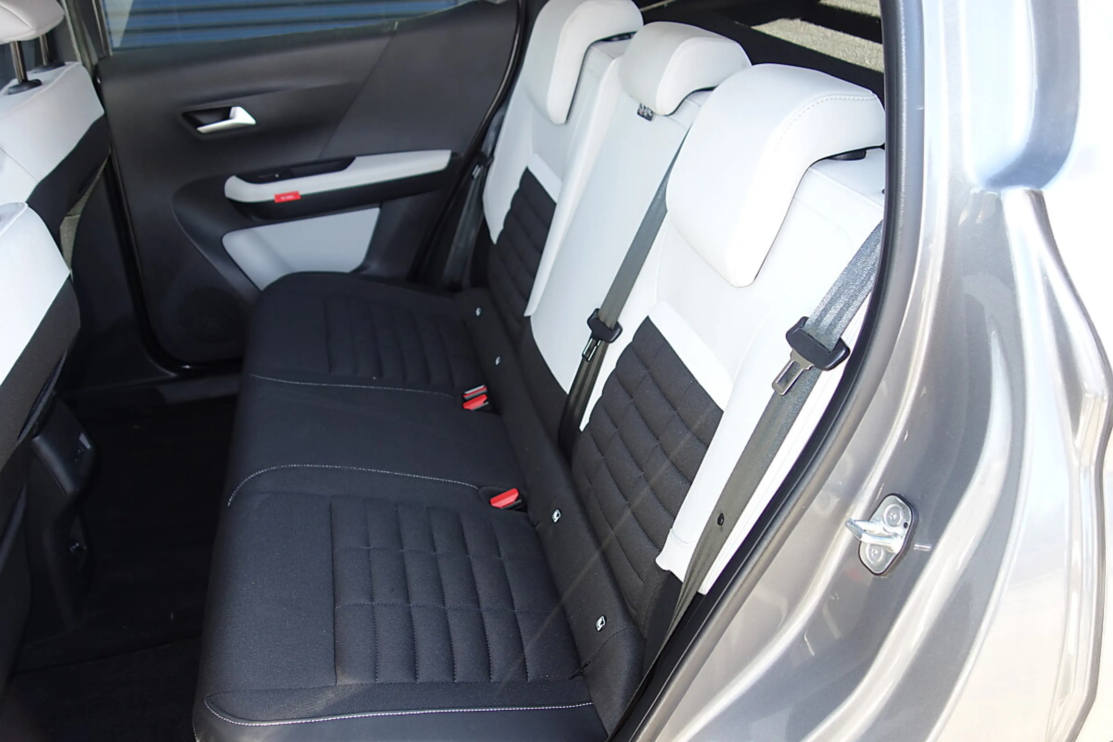 Citroen C3 Aircross e-C3 Aircross 113 Extended Range 54kWh Max — photo 14