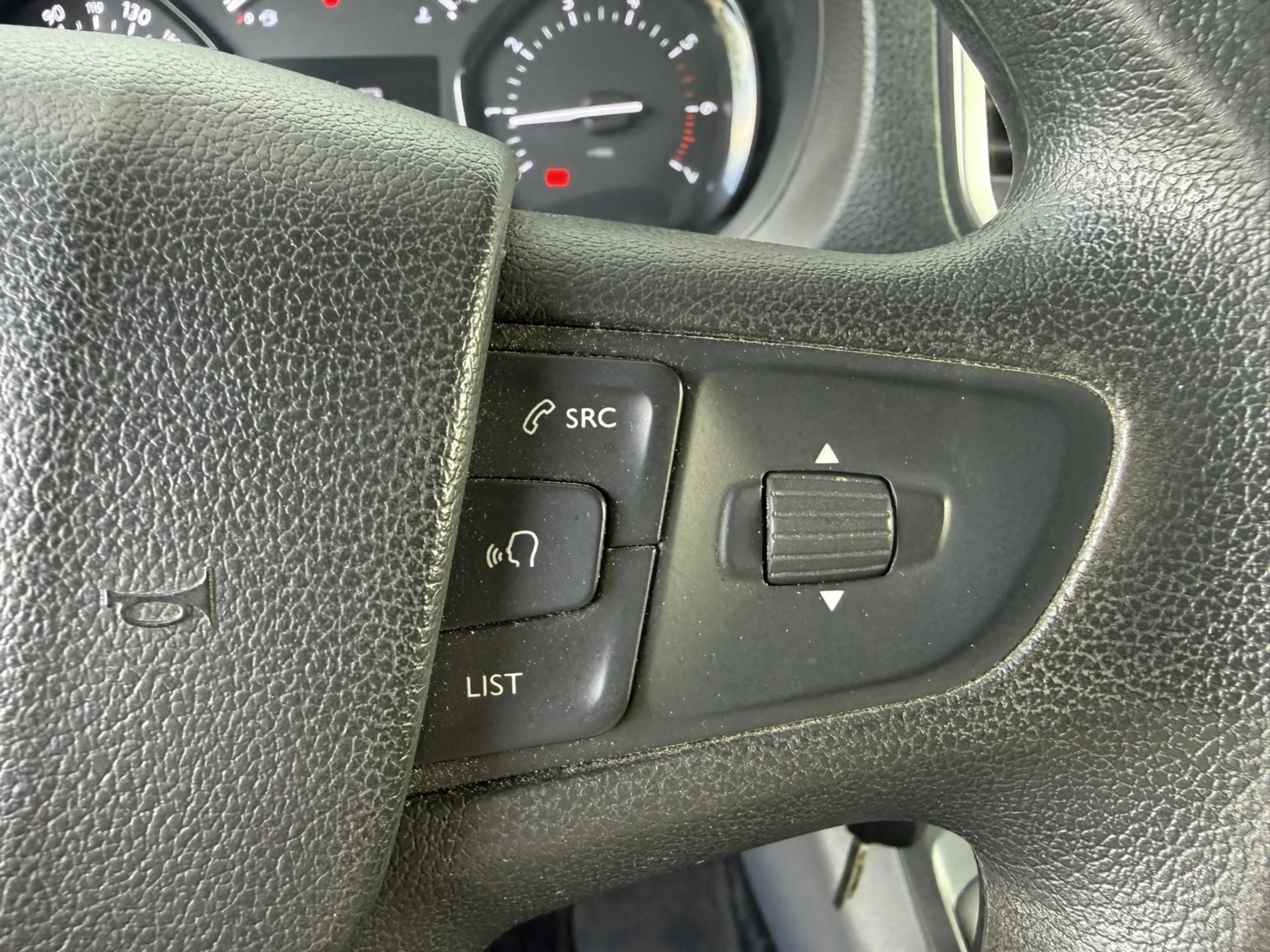 Peugeot Expert 2.0 BlueHDI 120 Standard Grip — photo 13