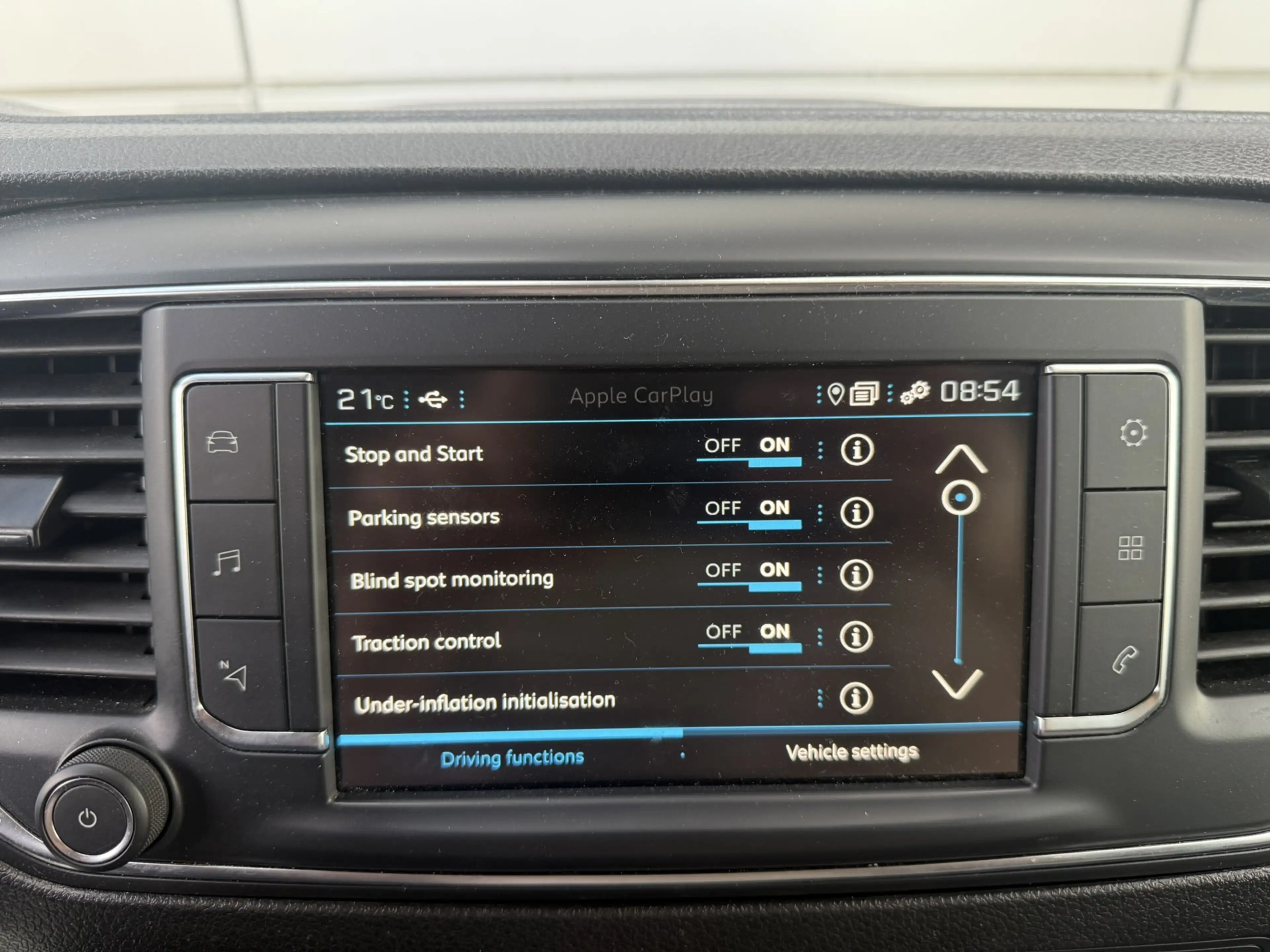 Peugeot Expert 2.0 BlueHDI 120 Standard Grip — photo 17