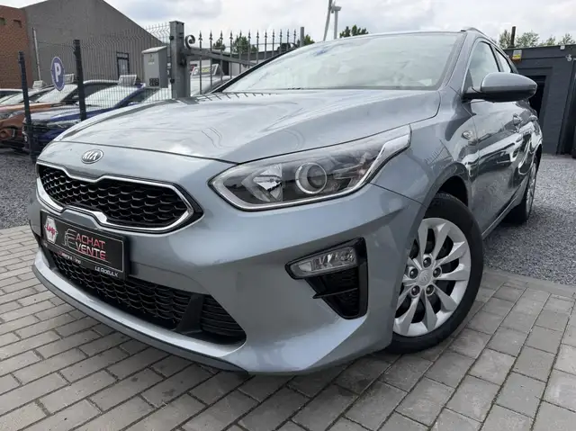 Kia Ceed SW / cee'd SW SW 1.6 CRDi-MHEV-Navi🔝28.085 km🔝
