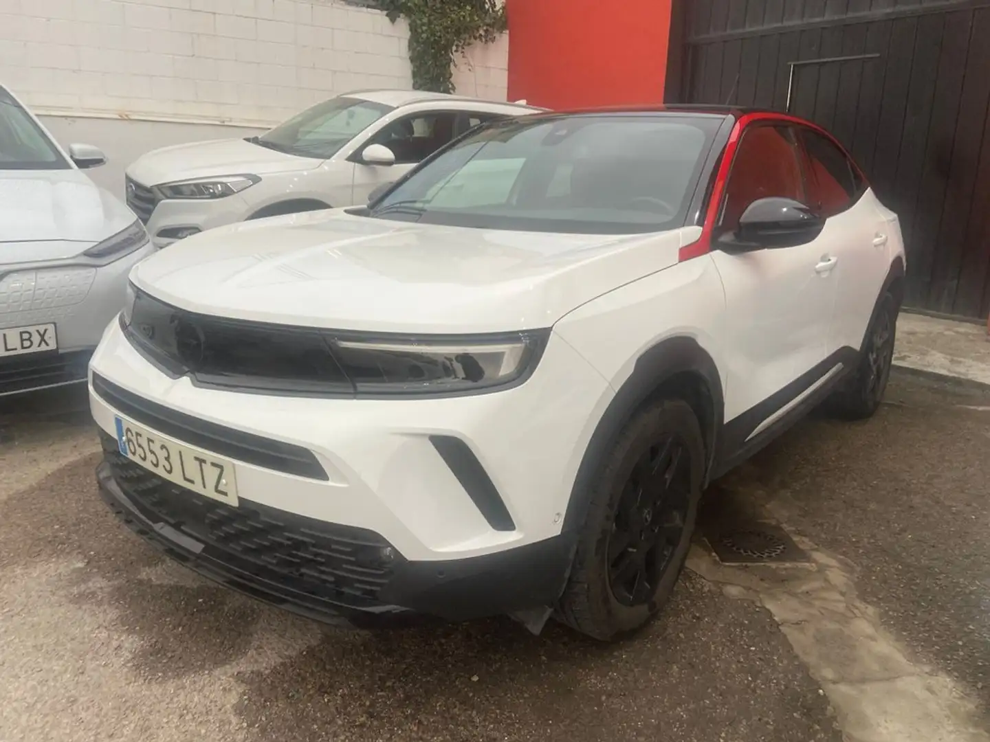 Opel Mokka BEV 50kWh GS Line Weiß - 1