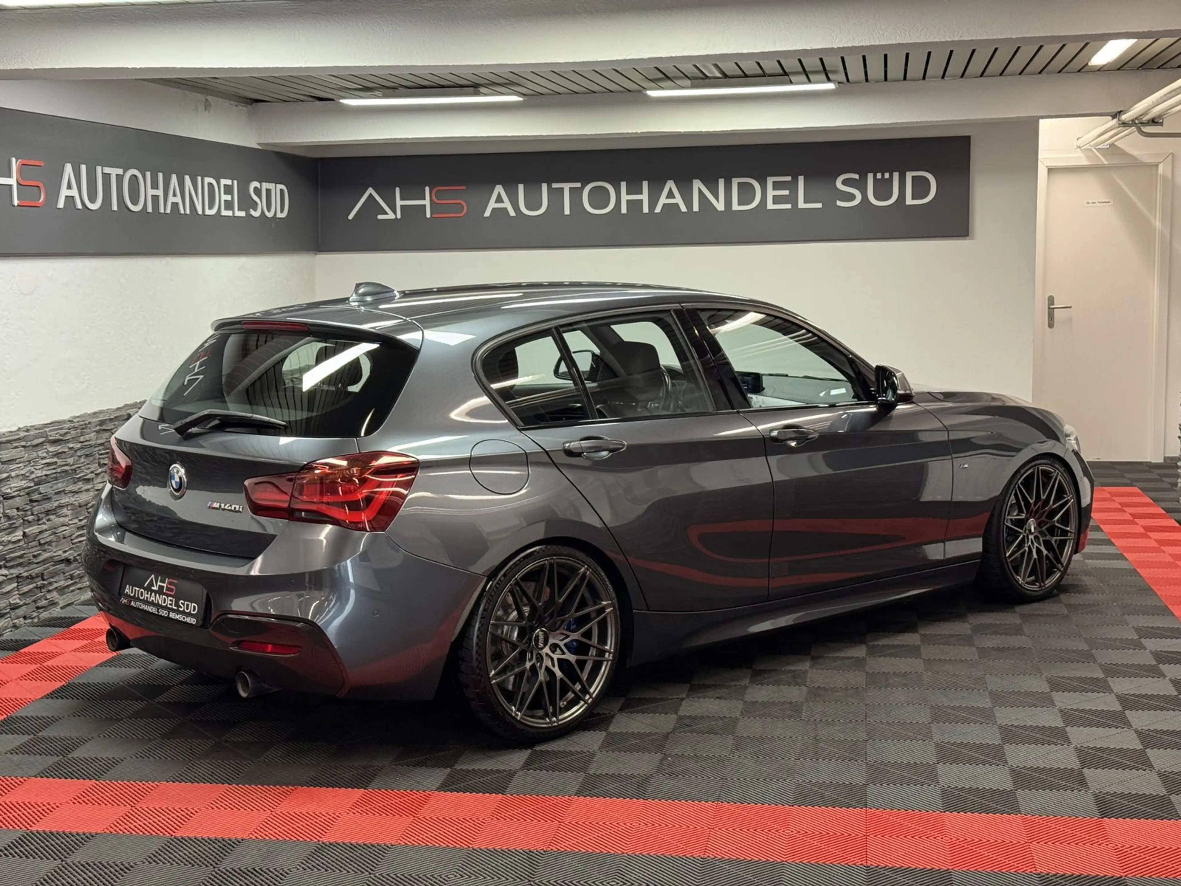 BMW 140 M140 i Special Edition*LEDER*K.GO*ST*19* — photo 4