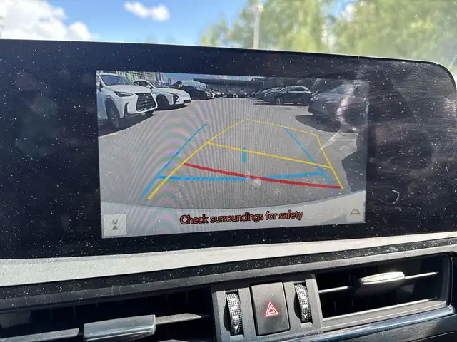 Lexus ES 2025 — photo 6