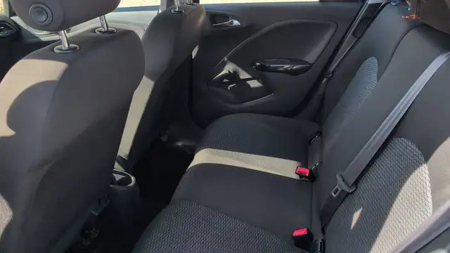 Opel Corsa view 9