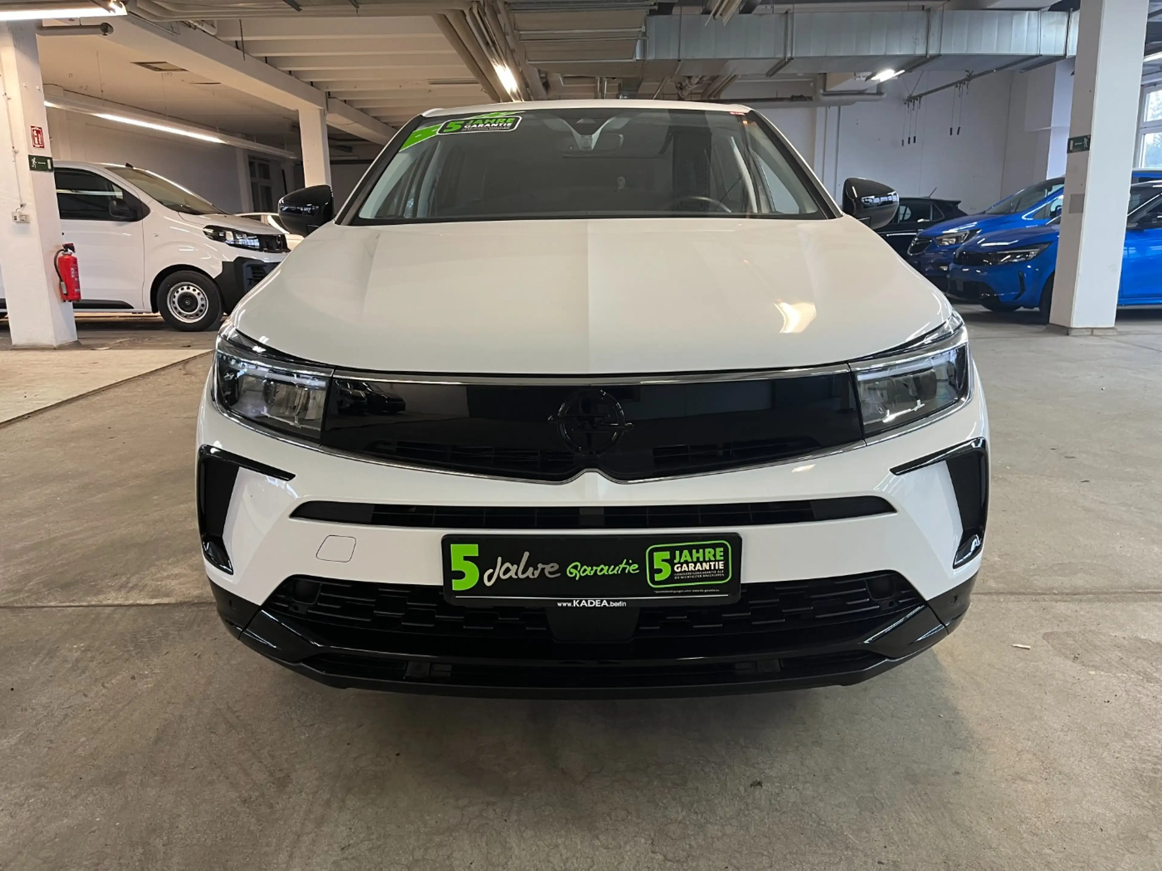 Opel Grandland 1.6 Kamera,PDC,Lenkradhzg.,Navi,CarPlay — photo 3
