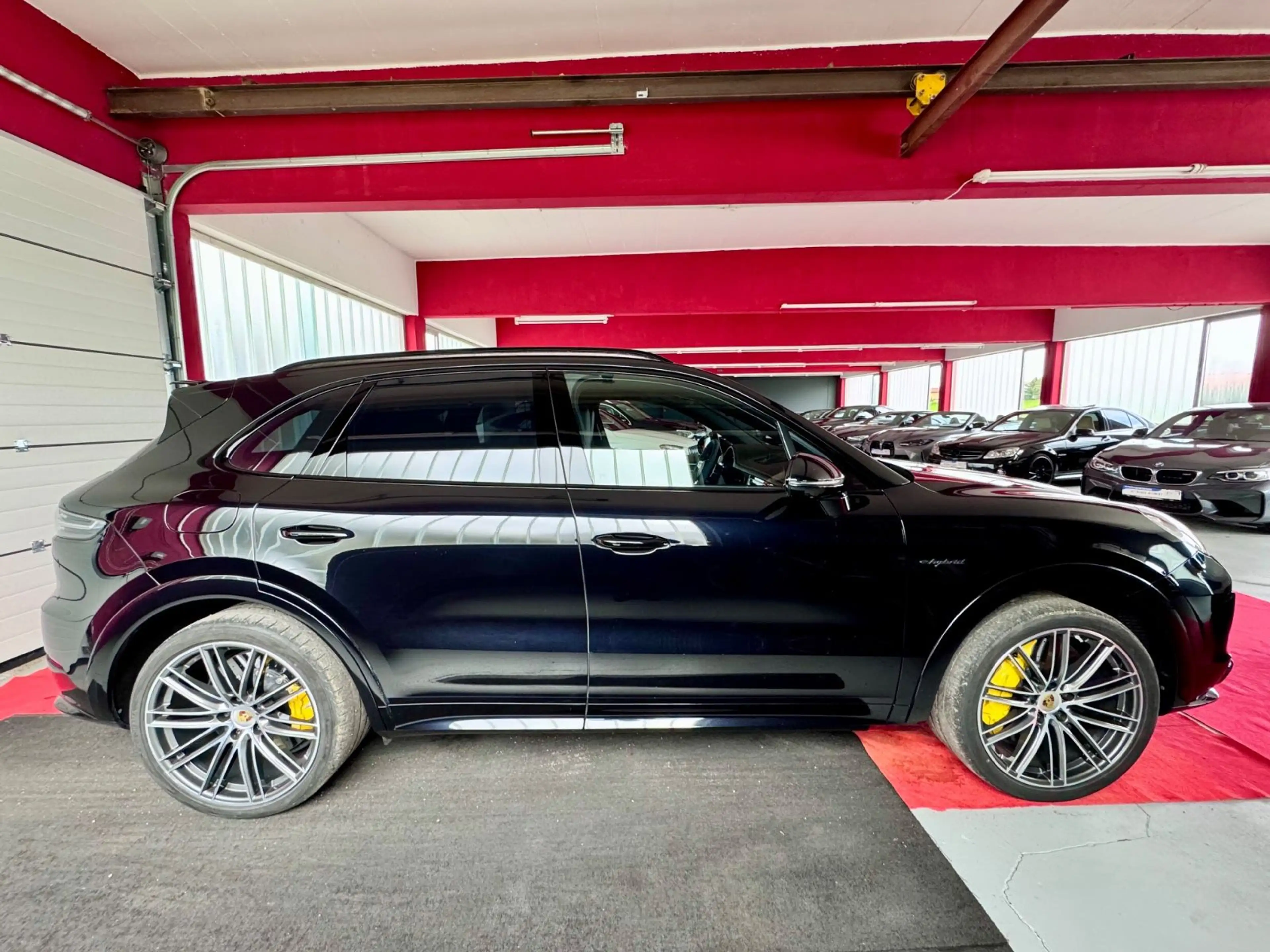 Porsche Cayenne TurboS ACC Pano 360°SportDesign18Wege 22 — photo 5