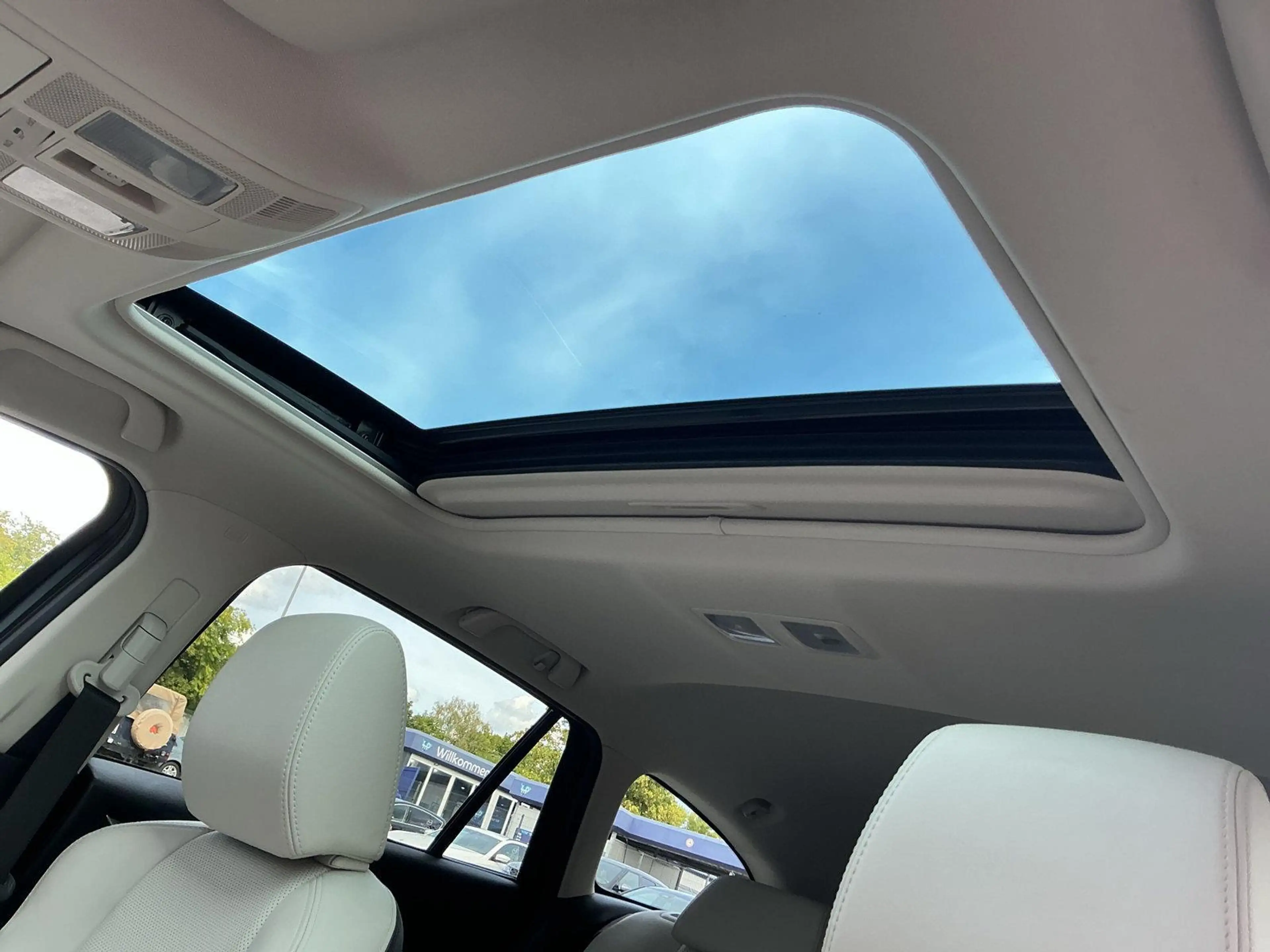 Mazda 6 Kombi Kizoku Intense LED PANO HUD BOSE STHZ — photo 15