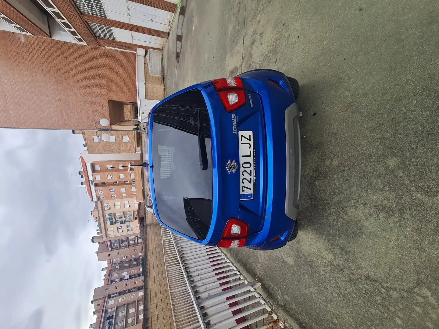 Suzuki Ignis 1.2 Mild Hybrid EVAP GLE 2WD Azul - 2