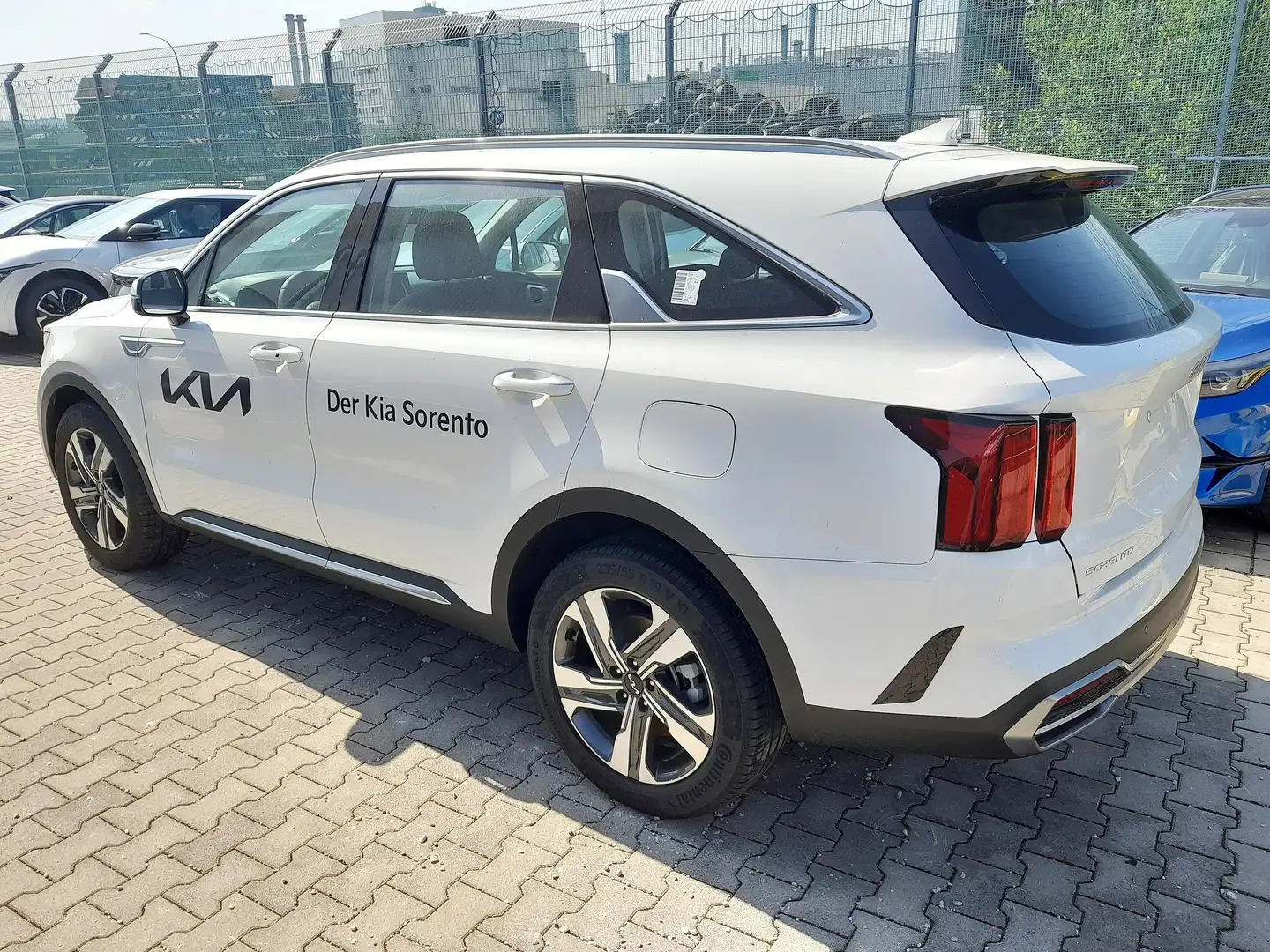 Kia Sorento Vision 2023 1.6T PHEV AWD Style-Paket Totwinkelass Weiß - 2