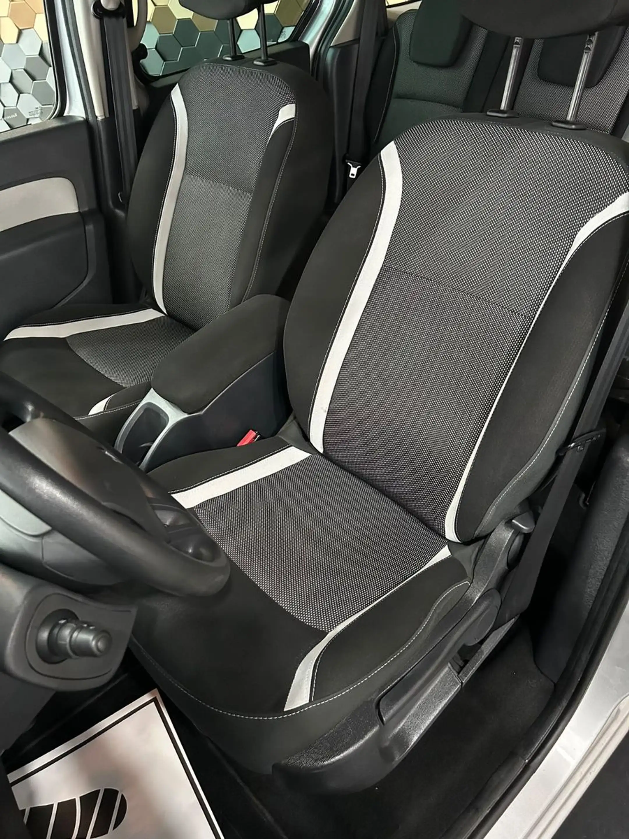 Renault Kangoo 1.5 dci Paris /Navi/Klima/Tempomat/ — photo 7