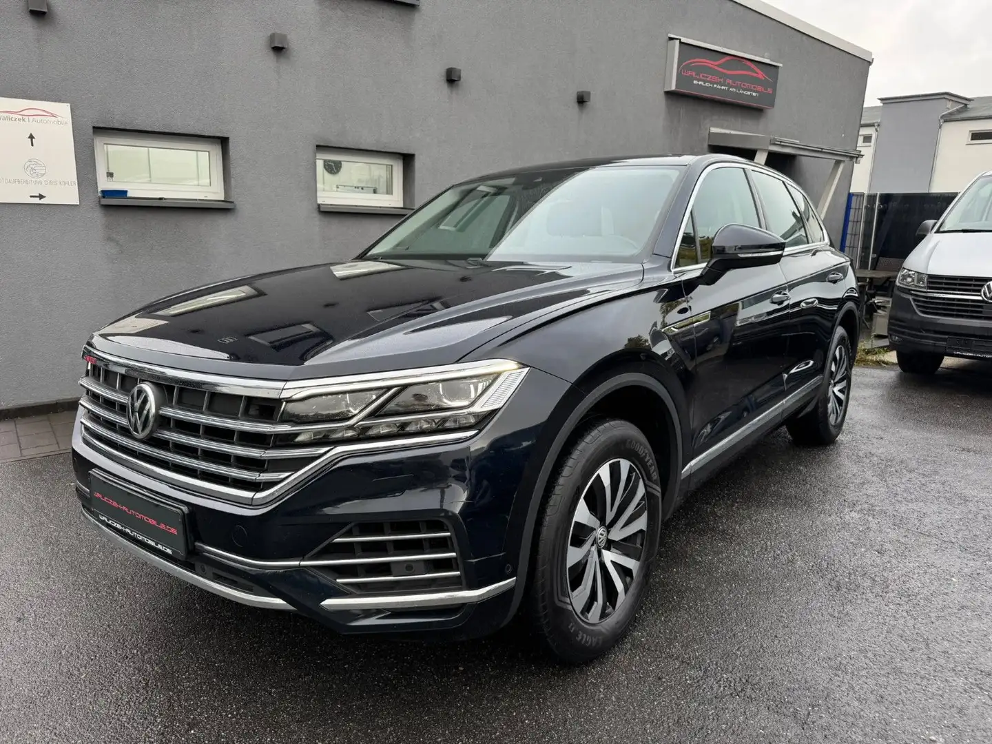 Volkswagen Touareg Elegance 4Motion Leder Matrix Kamera Blau - 1