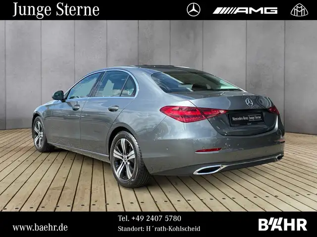 Mercedes-Benz C-Class view 3