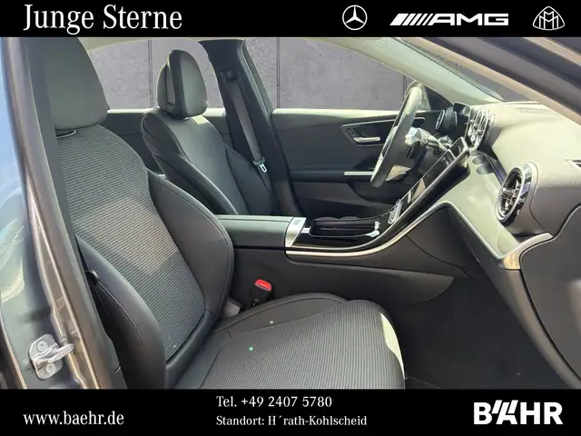 Mercedes-Benz C-Class view 5