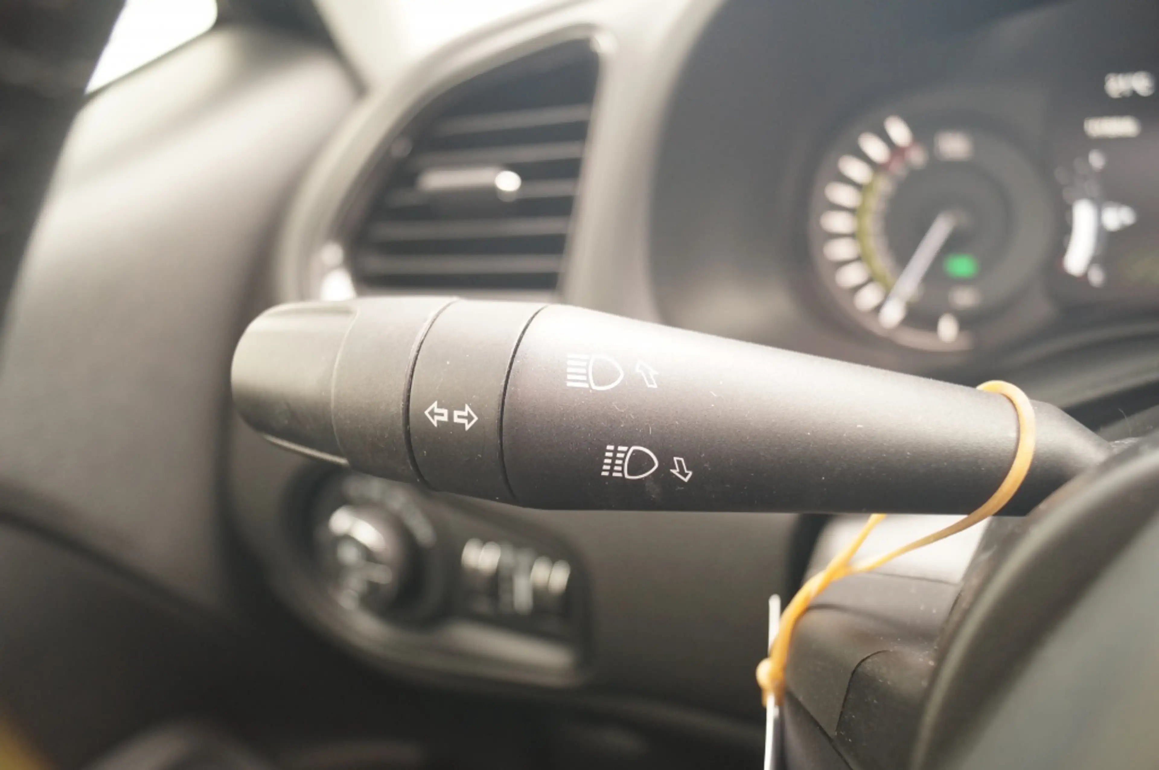 Jeep Renegade 4xe 240 PHEV Hybrid 4WD Limited -PANO-CAM- — photo 25