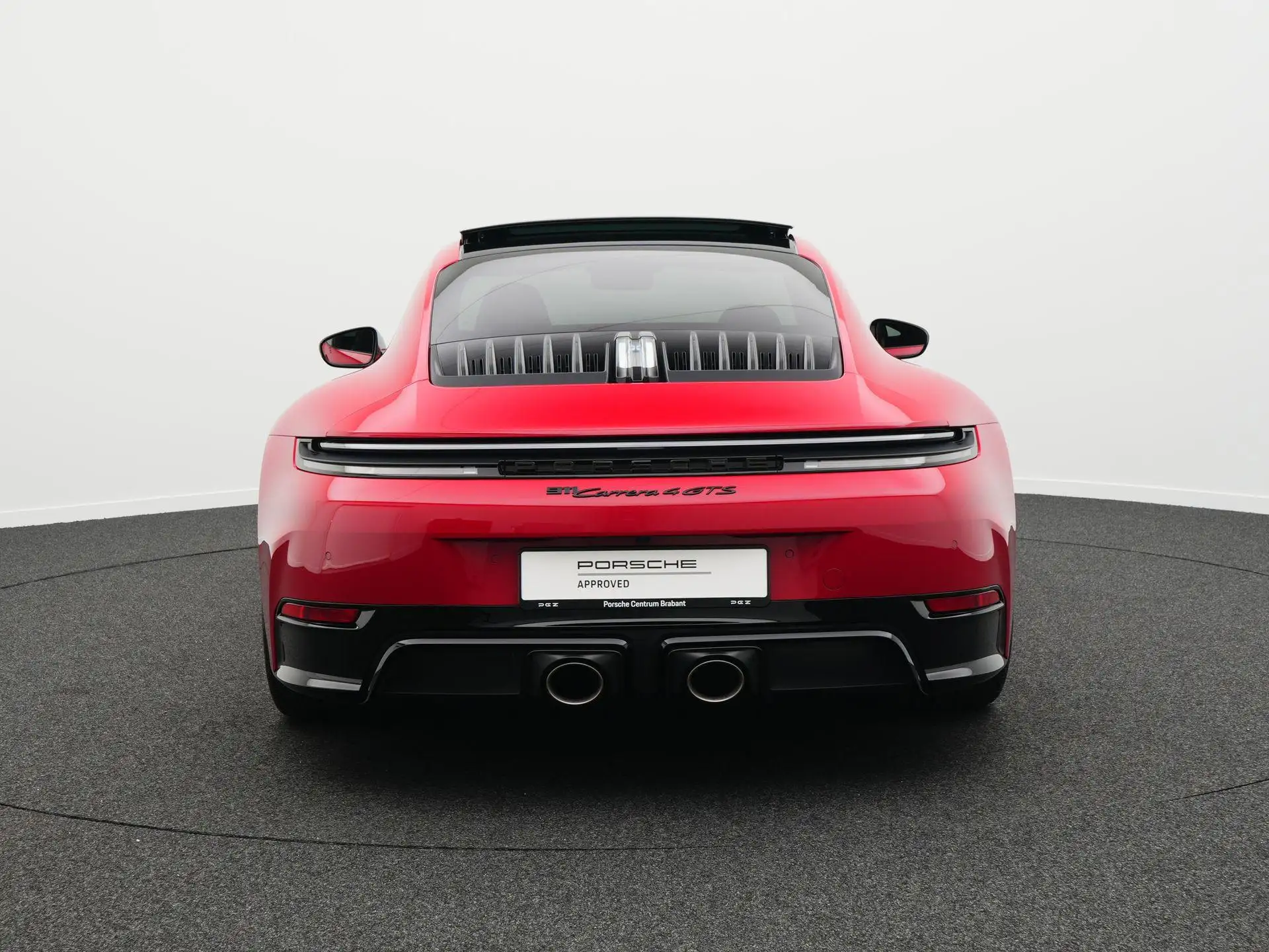 포르쉐 911 Carrera 4 GTS Coupe 2026 레드 사진 5