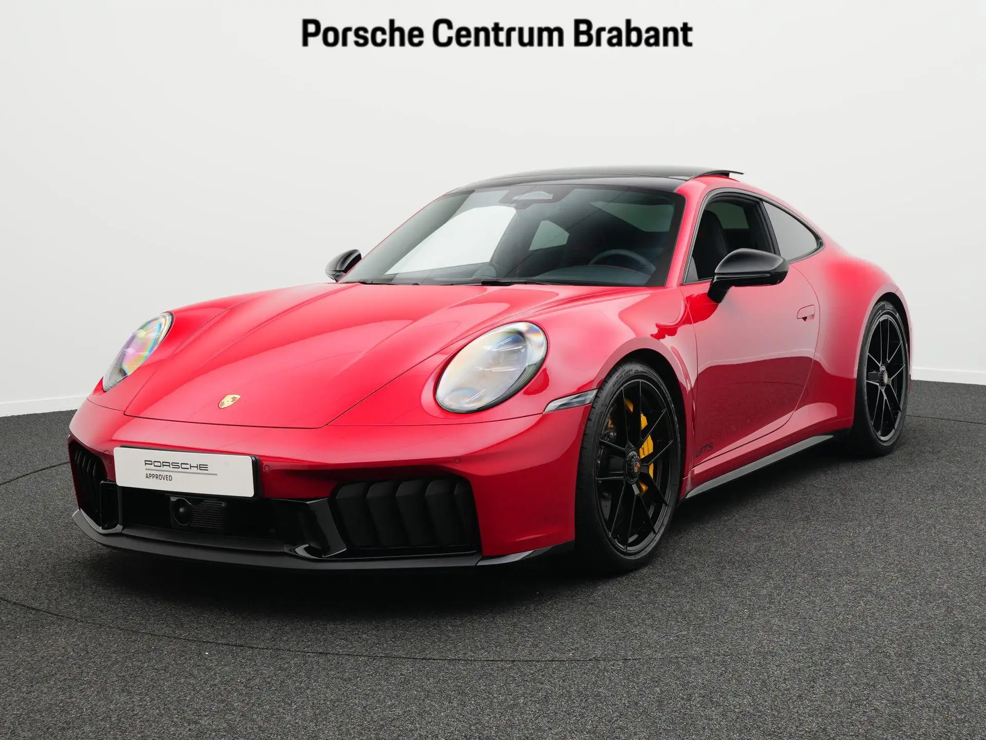 포르쉐 911 Carrera 4 GTS Coupe 2026 레드 사진 1