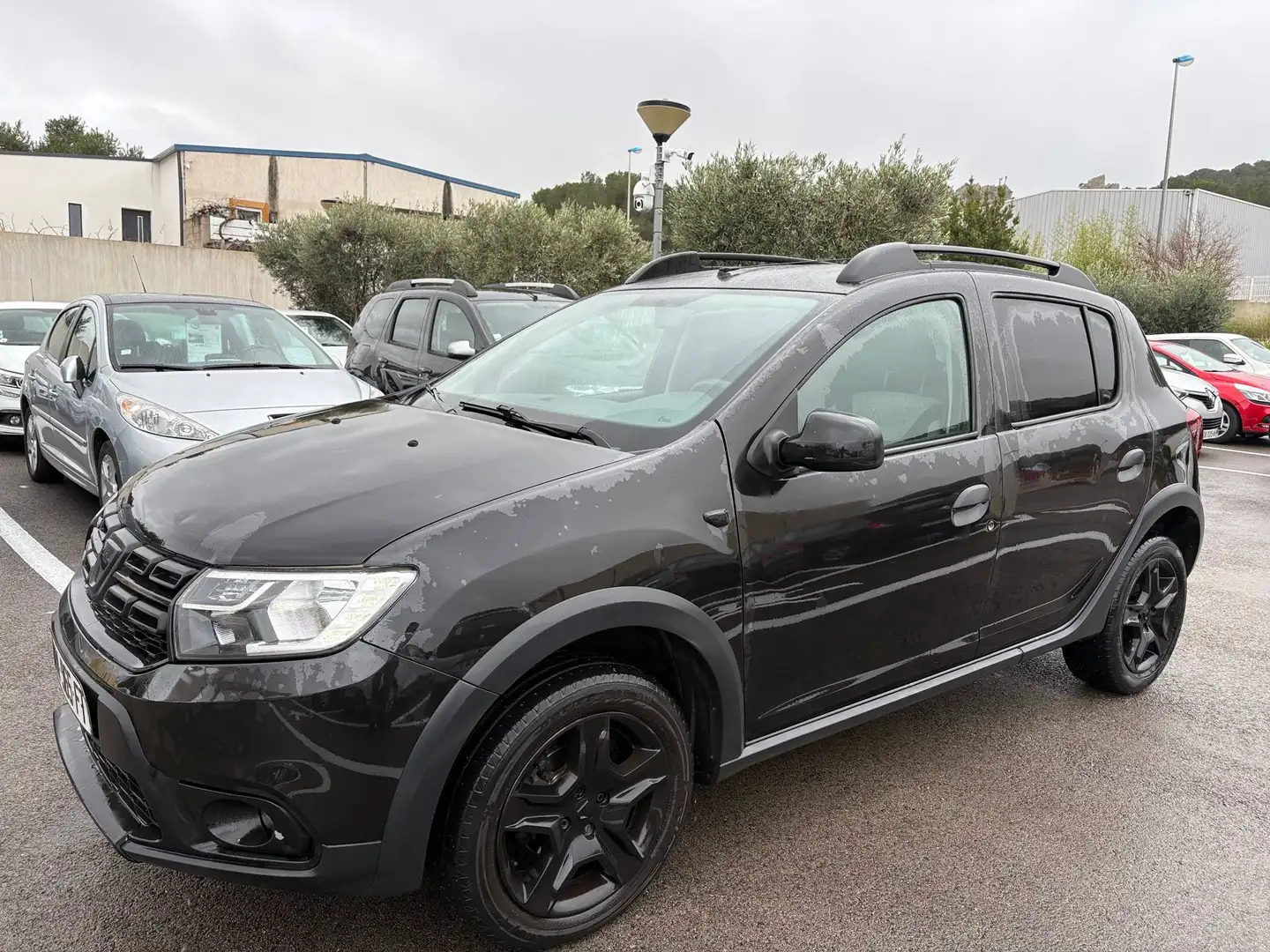Dacia Sandero II (B52) 1.5 dCi 90ch Stepway Noir - 1