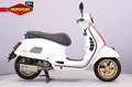 Vespa GTS Super 300 Fekete - thumbnail 1