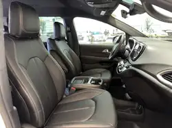 Chrysler Grand Caravan 2027 — фото 18