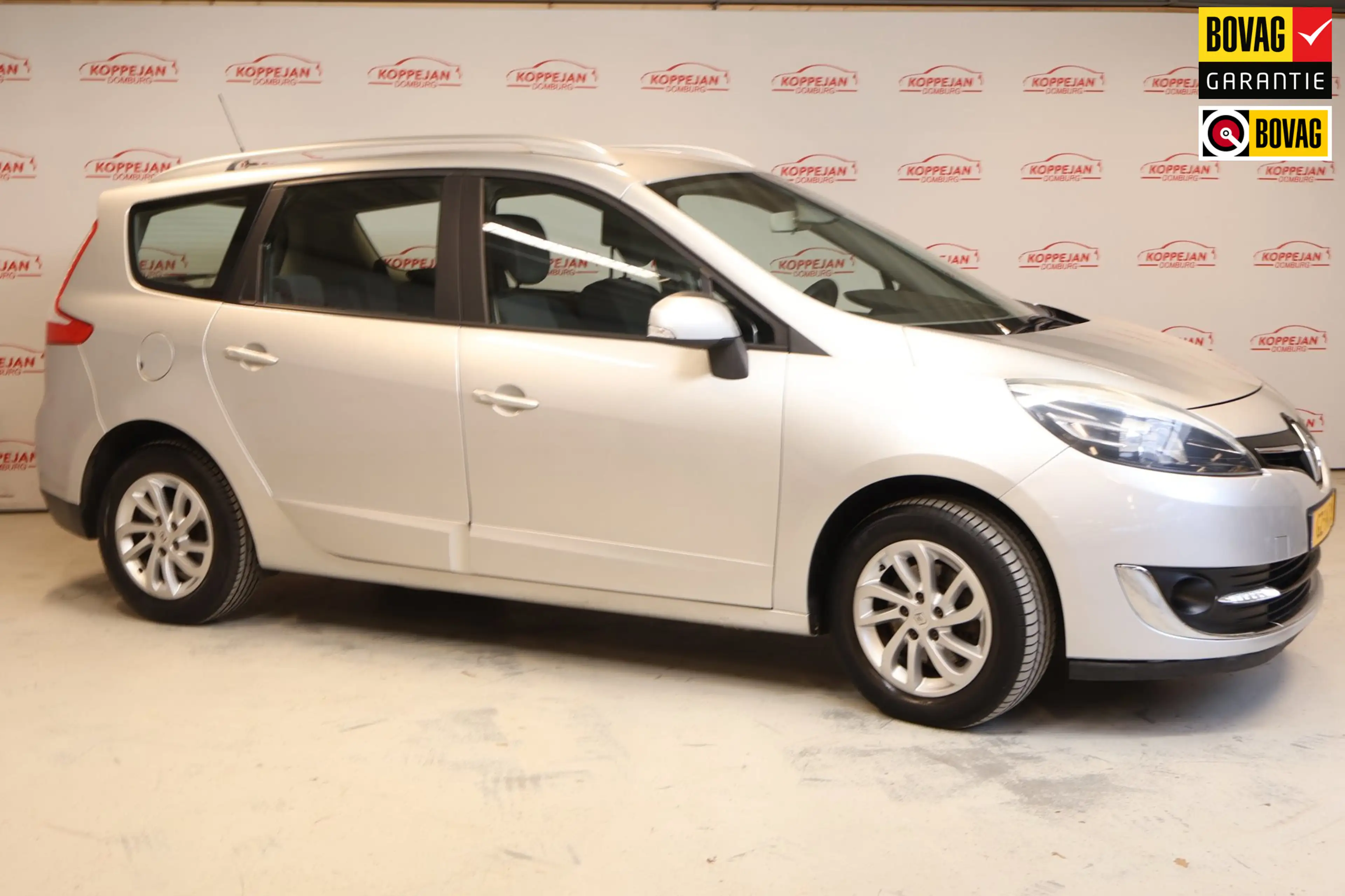 Renault Grand Scenic 1.2 TCe Bose NL Auto|5 personen| Trekhaak|Navigati