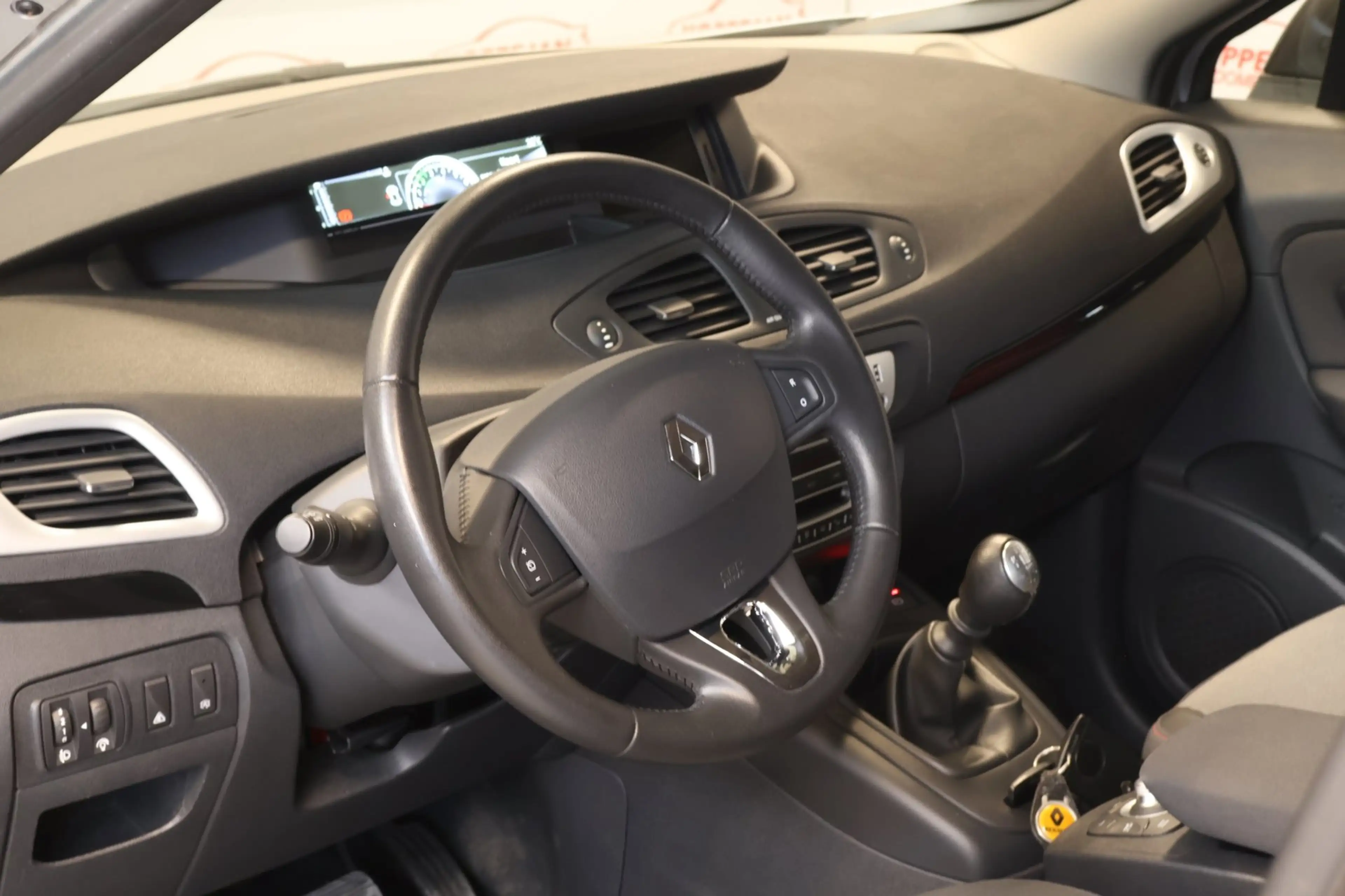Renault Grand Scenic 1.2 TCe Bose NL Auto|5 personen| Trekhaak|Navigati — photo 8