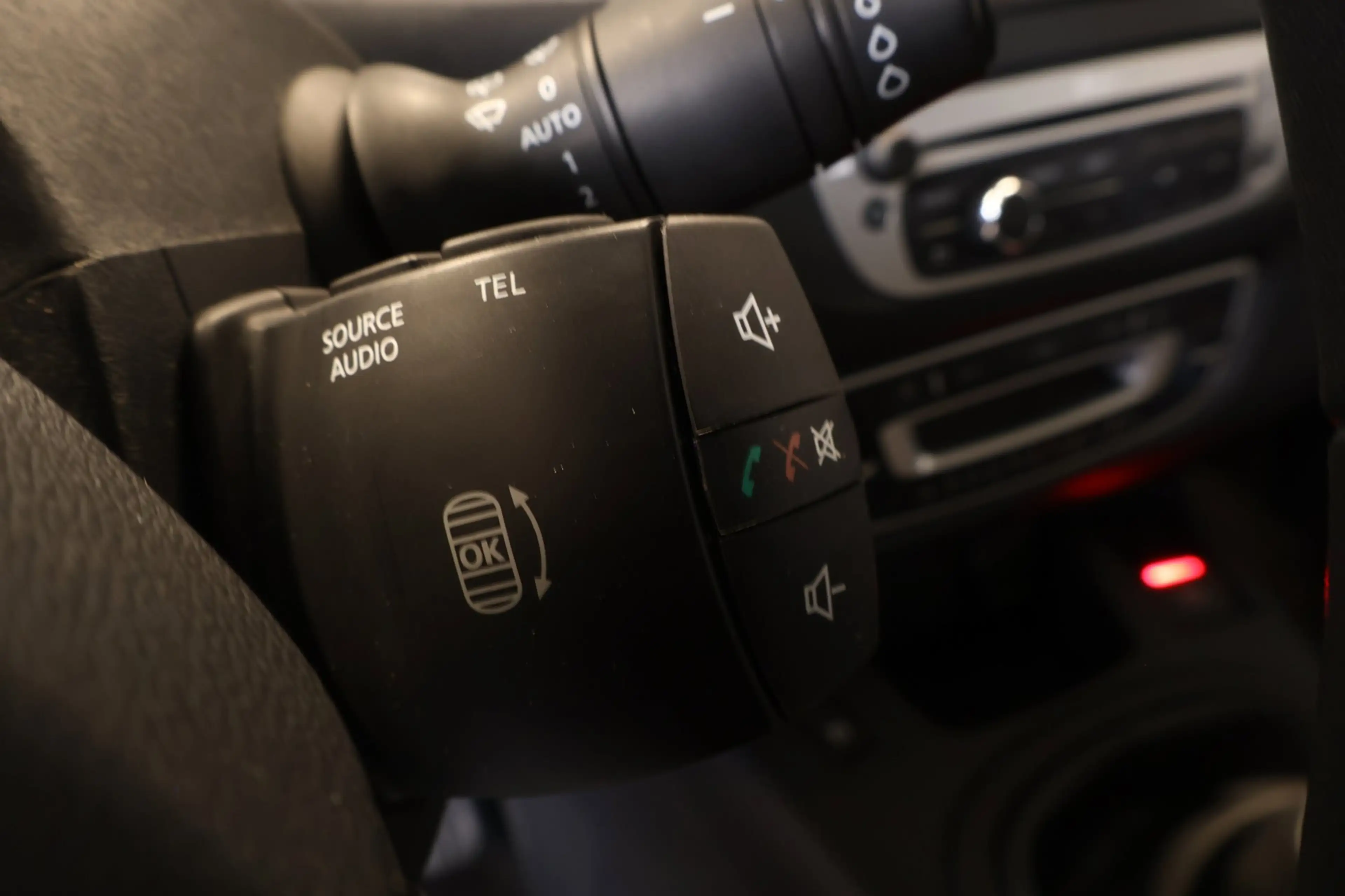 Renault Grand Scenic 1.2 TCe Bose NL Auto|5 personen| Trekhaak|Navigati — photo 13