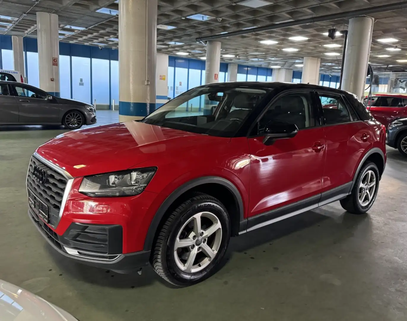 Audi Q2 1.6TDI #untaggable edition 85kW Rojo - 1