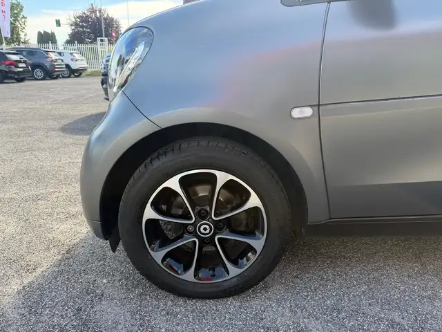 Smart Fortwo view 8