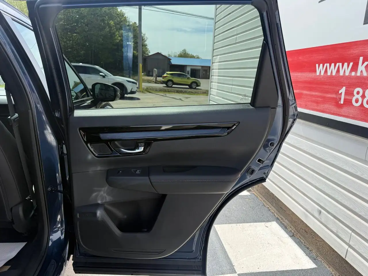 Honda CR-V photo Honda CR-V