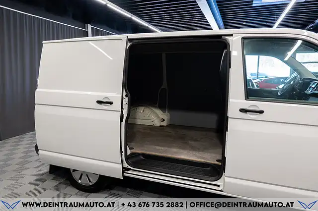 Volkswagen T6 view 10