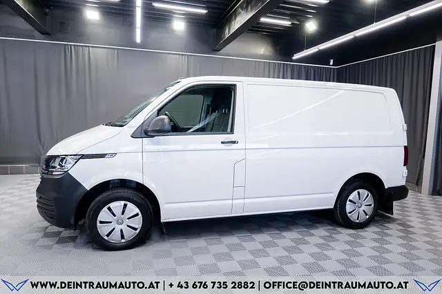 Volkswagen T6 view 5