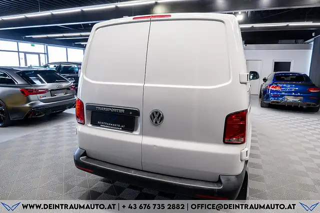 Volkswagen T6 view 8