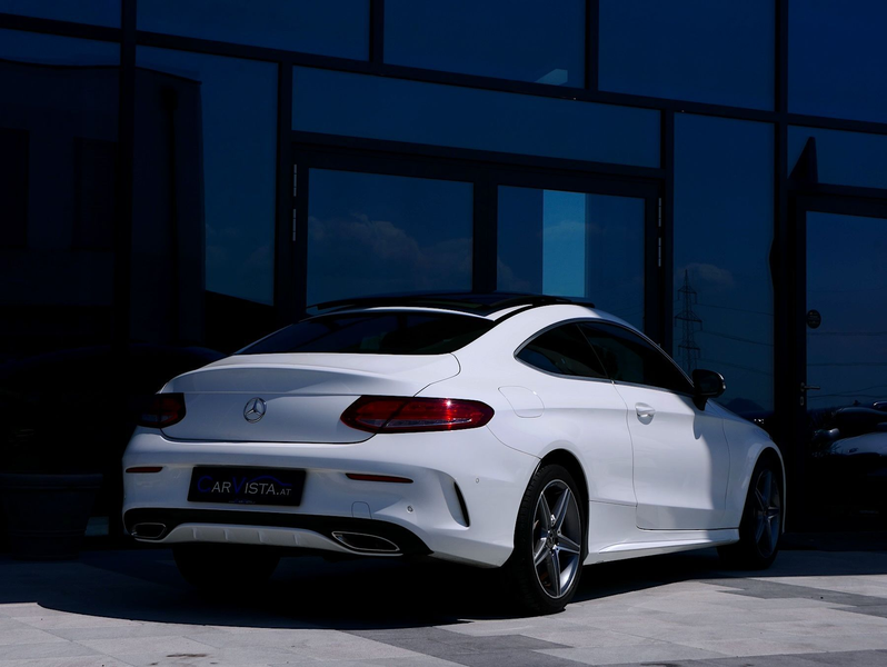 Mercedes-Benz C 250 Coupe Aut. AMG - LINE *Panorama & LED High Perfor — photo 5