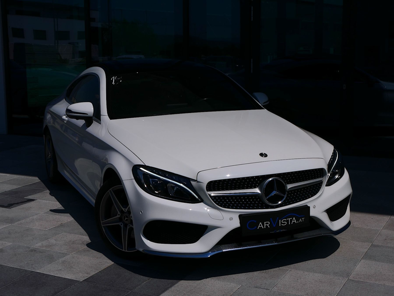 Mercedes-Benz C 250 Coupe Aut. AMG - LINE *Panorama & LED High Perfor — photo 4