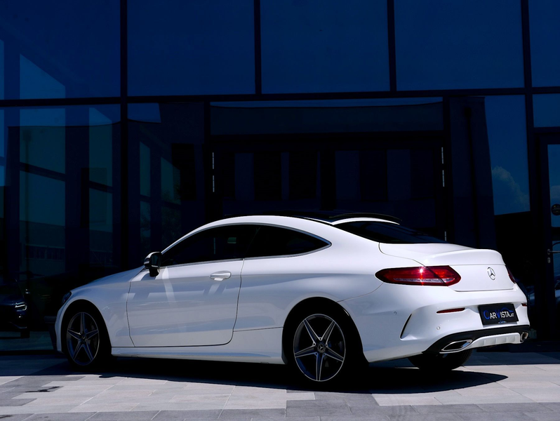 Mercedes-Benz C 250 Coupe Aut. AMG - LINE *Panorama & LED High Perfor — photo 7