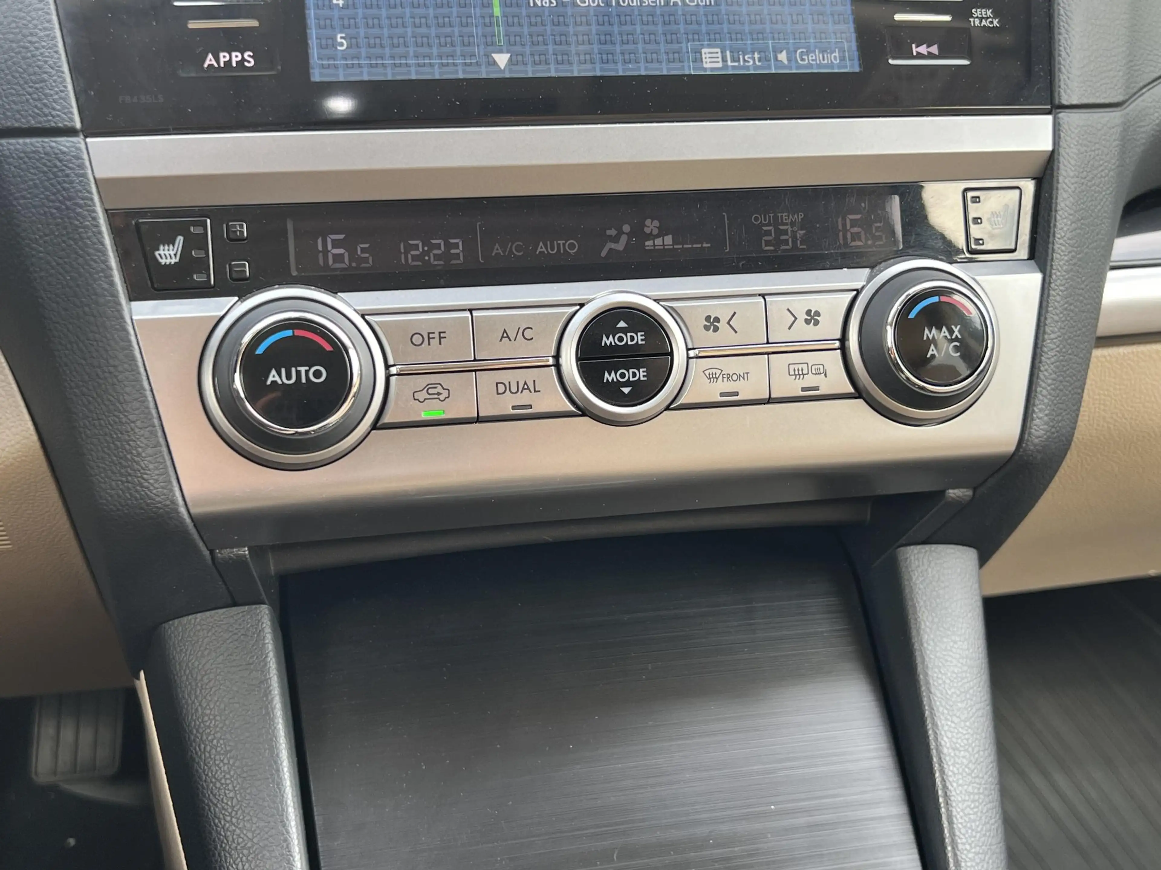 Subaru OUTBACK 2.5i Premium Automaat | All Season Banden | Trekha — photo 33